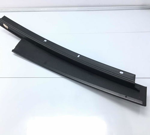 Friso Quadro Janela Dianteiro Direito Fiat Bravo 2010/2016