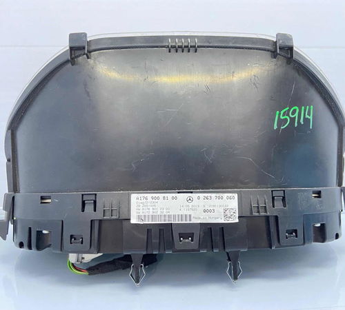 Painel Instrumento Mercedes A200 2015