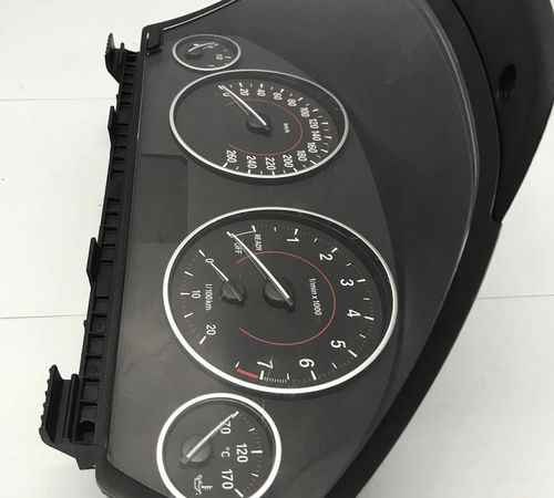 Painel De Instrumentos Bmw 320i 2014