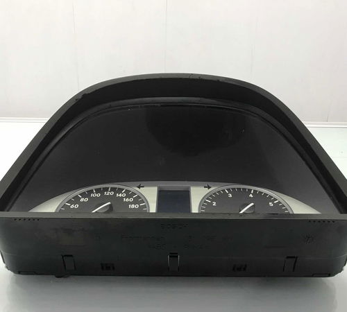 Painel De Instrumentos Mercedes B180/b200 2011
