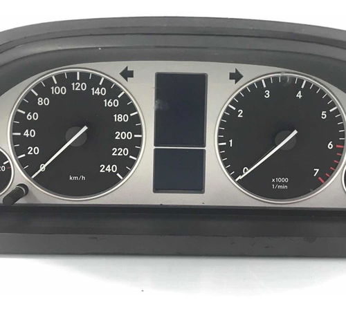 Painel De Instrumentos Mercedes B180/b200 2011