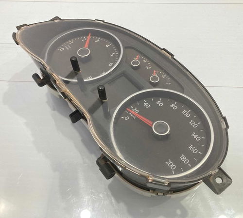 Painel De Instrumentos Volkswagen Saveiro/voyage G6 13/15