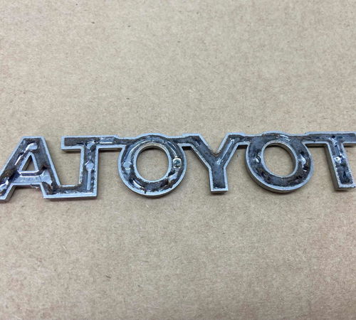 Emblema Toyota Rav4 2011