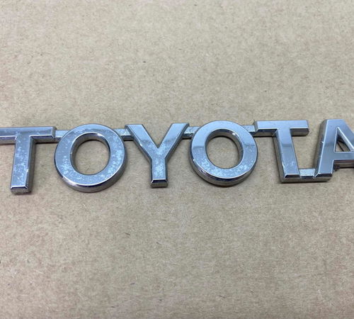 Emblema Toyota Rav4 2011