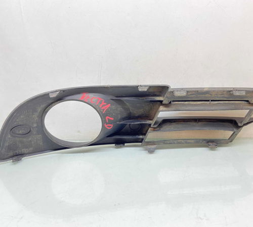 Moldura Pára-choque Milha  Direito Chevrolet Vectra 2006/12