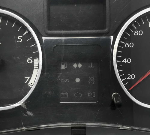 Painel De Instrumentos Com Detalhe Renault Duster 2012