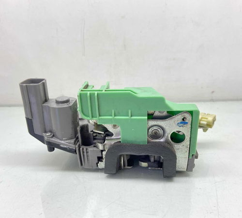 Fechadura Porta Dianteira Direita Fiat Fiorino 2017