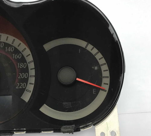 Painel De Instrumentos Com Detalhe Kia Cerato 2012