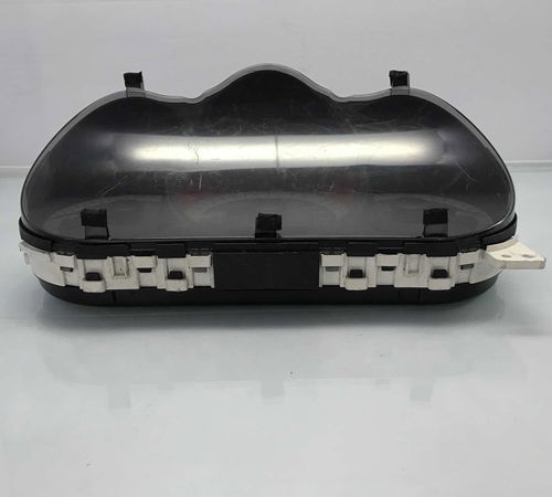 Painel De Instrumentos Com Detalhe Kia Cerato 2012