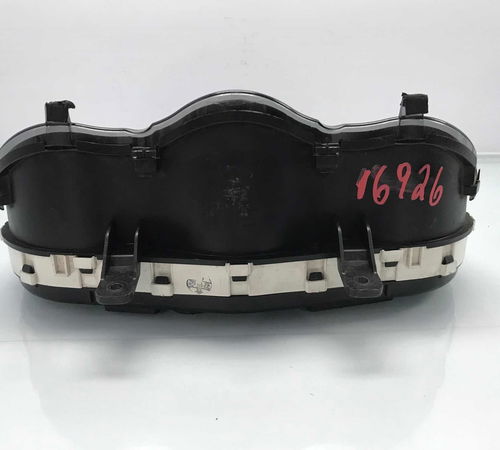 Painel De Instrumentos Com Detalhe Kia Cerato 2012