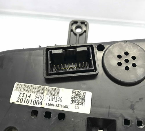 Painel De Instrumentos Com Detalhe Kia Cerato 2012