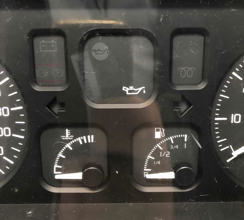 Painel De Instrumentos Renault Clio 1996 Com Detalhes