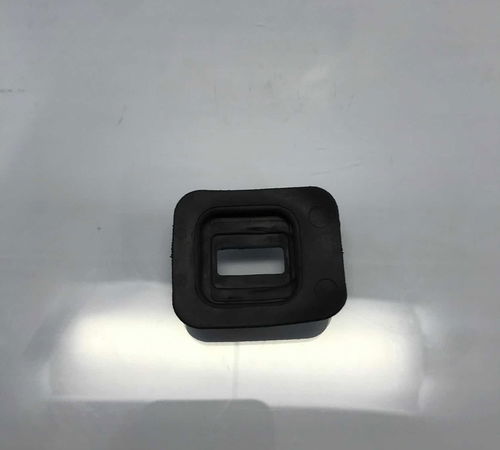 Acabamento Limitador Porta Direita Fiat Grand Siena 12/2021
