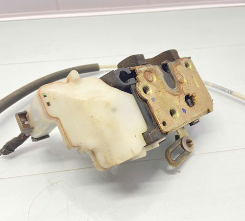 Fechadura Porta Dianteira Direita Gm Celta 2007/2014