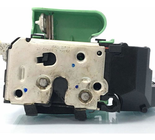 Fechadura Porta Dianteira Direita Fiat Punto 2009/2013