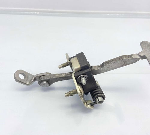Limitador Porta Dianteira Direita Renault Clio 2012