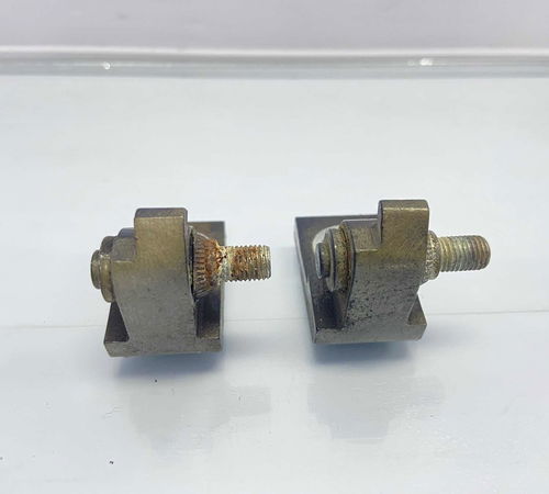 Batente Porta Dianteira Direita Volkswagen Fox 2011/2021