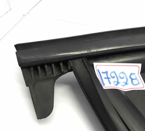 Borracha Canaleta Porta Diant Dir Audi A3 Sedã 2016/2019