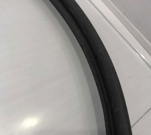 Borracha Vedação Porta Tras Esquerda Toyota Corolla 2015/18