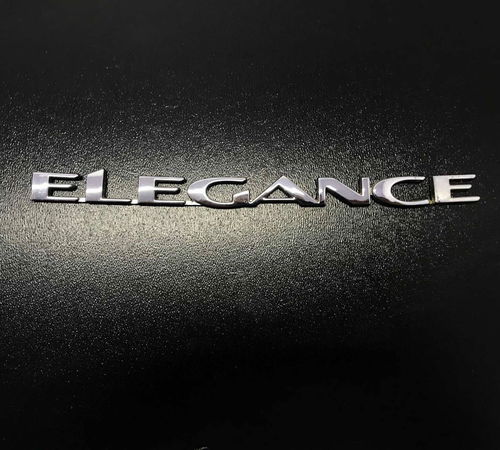 Emblema Elegance Capô Traseiro Chevrolet Vectra 2006/2012