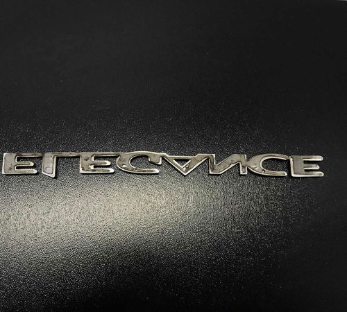 Emblema Elegance Capô Traseiro Chevrolet Vectra 2006/2012