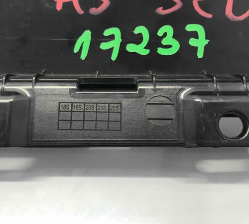 Moldura Coluna Porta Dianteira Direita Audi A3 Sedan 2016/19
