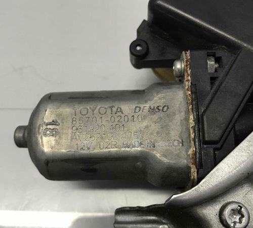 Máquina De Vidro Porta Tras Esq Toyota Corolla 2015/2018