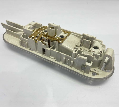 Luz Cortesia Renault Duster 2010/2018