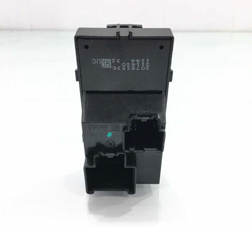 Comando Vidro Elétrico Dianteir D. Chevrolet Cruze Ltz 12/15