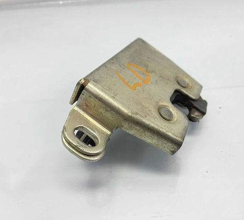 Fechadura Tampa Traseira Direita Fiat Strada 2014/2019