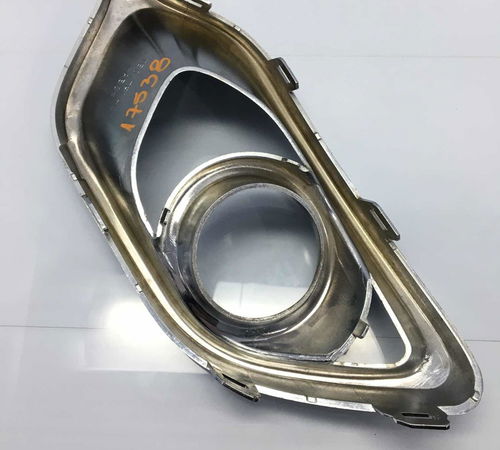 Moldura Cromada Milha Direito Renault Sandero 2015/2019