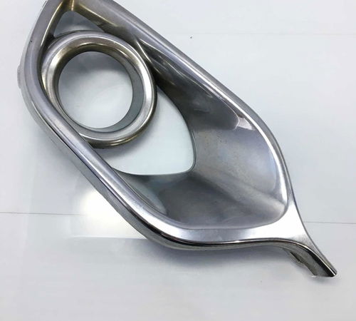 Moldura Cromada Milha Direito Renault Sandero 2015/2019