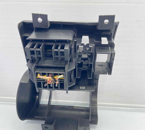 Moldura Difusor Ar/chave De Luz Esquerdo Gm Corsa 2003/2011