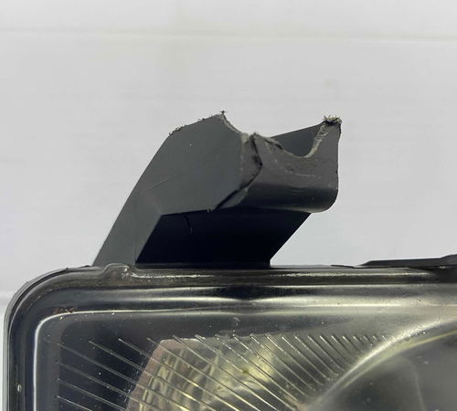 Farol De Milha Direito Chevrolet Vectra 2006/2011
