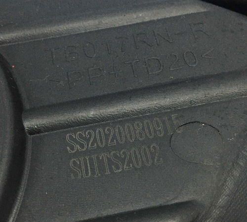 Moldura Milha Esquerdo Renault Sandero 2015/2019