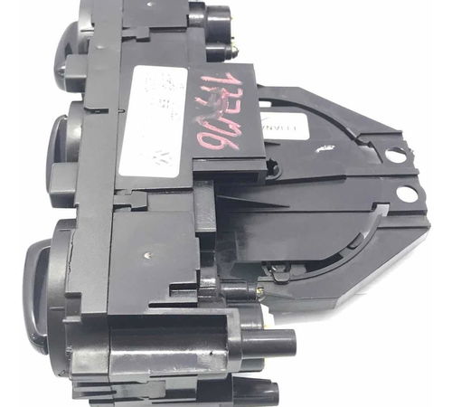 Comando Ar-condicionado Com Detalhe Volkswagen Up 2013/2016