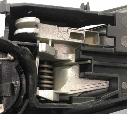 Maçaneta Interna Dianteira Esquerda Ford New Fiesta 2011/16