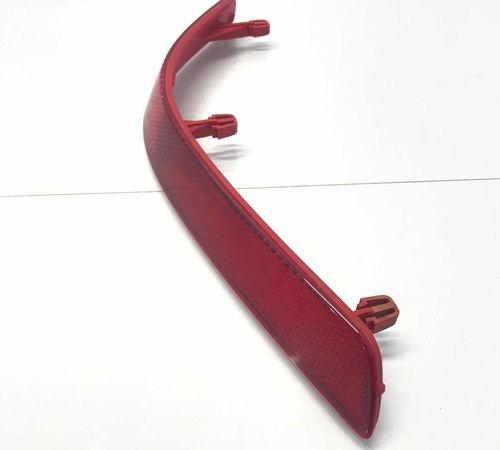 Refletor Para-choque Traseiro Direito Vw Polo Sedan 13/16