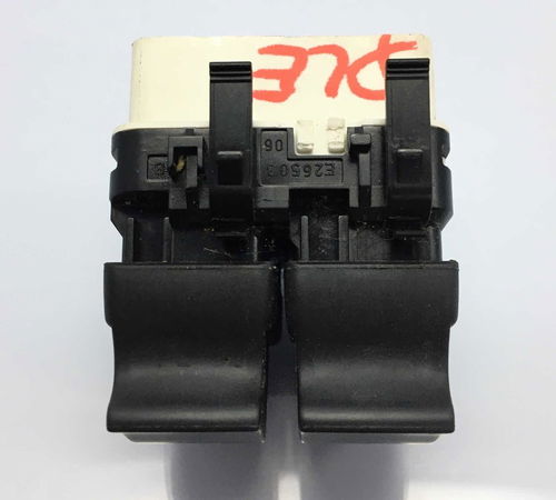 Botão Comando Vidro Lado Esquerdo Renault Duster 2010/2018