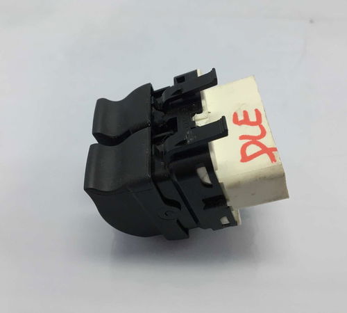 Botão Comando Vidro Lado Esquerdo Renault Duster 2010/2018