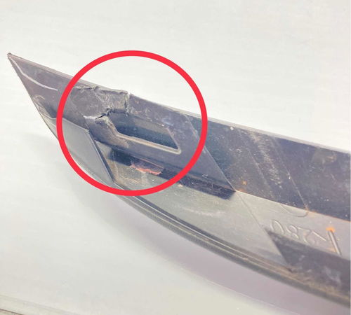 Acabamento Farol Dianteiro Esquerdo Renault Sandero 15/18
