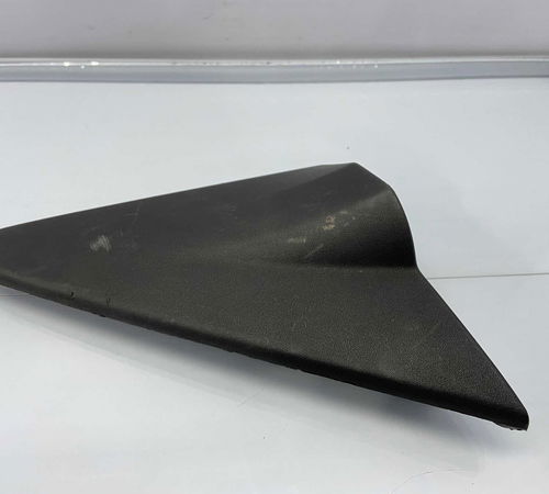 Moldura Retrovisor Direito Chevrolet Onix 2013/2019