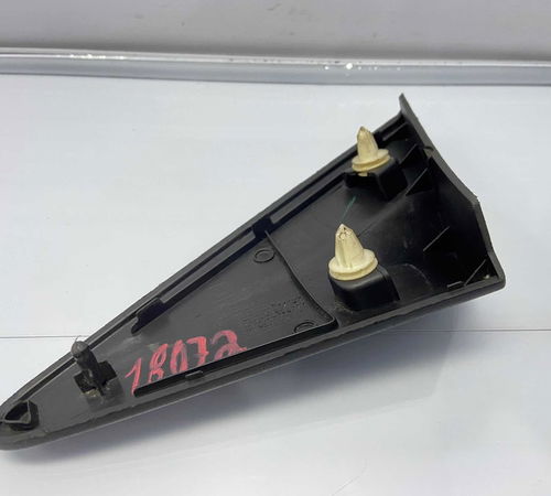 Moldura Retrovisor Direito Chevrolet Onix 2013/2019