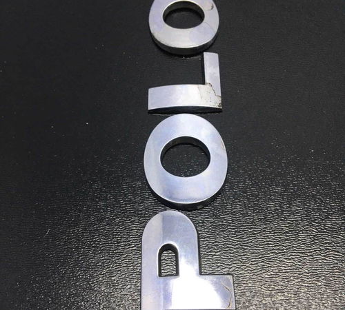 Emblema ( Polo ) Capô Traseiro Volkswagen Polo 2016/2021