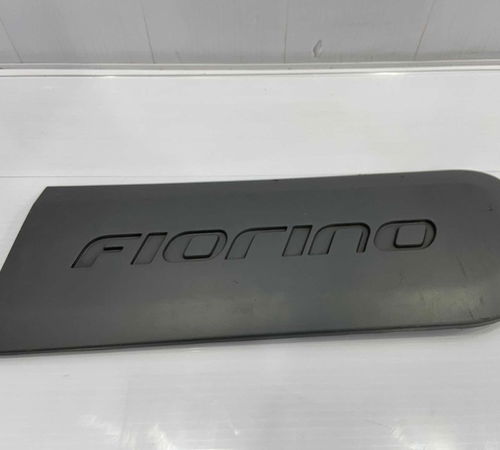 Friso Lateral Esquerdo Fiat Fiorino 2015