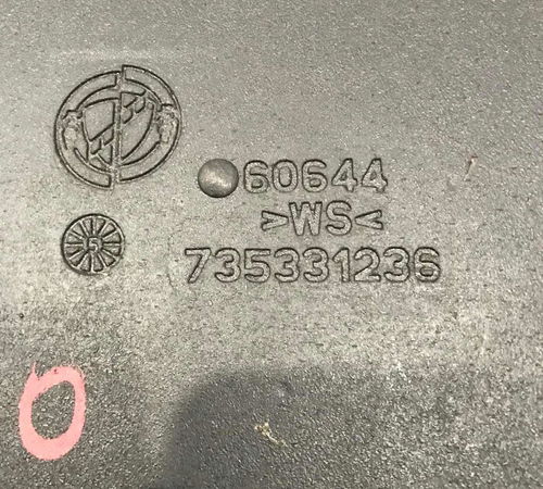 Tampão Bagagito Com Detalhe Fiat Palio 2004/2016
