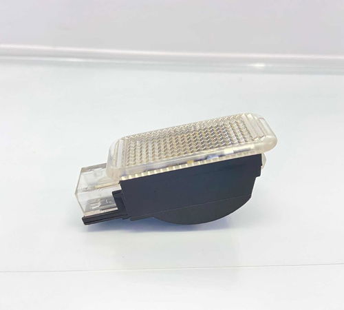 Luz Cortesia (branco) Porta Audi A4 2011