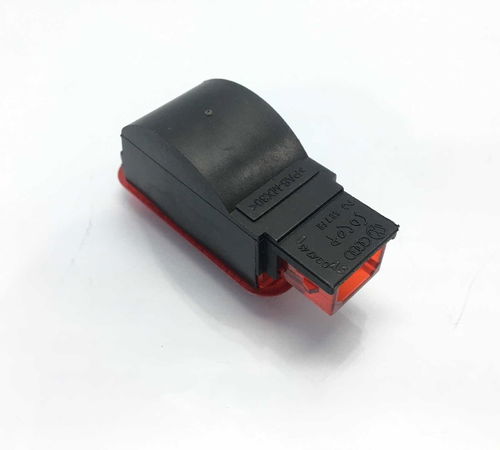 Luz Cortesia Vermelha Audi A4 2011