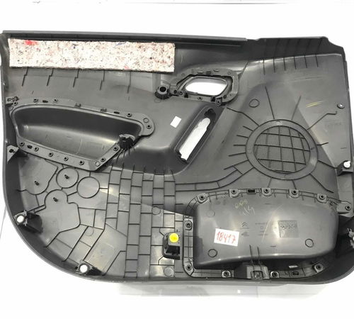 Forro De Porta Dianteiro Direito Citroën C3 2017