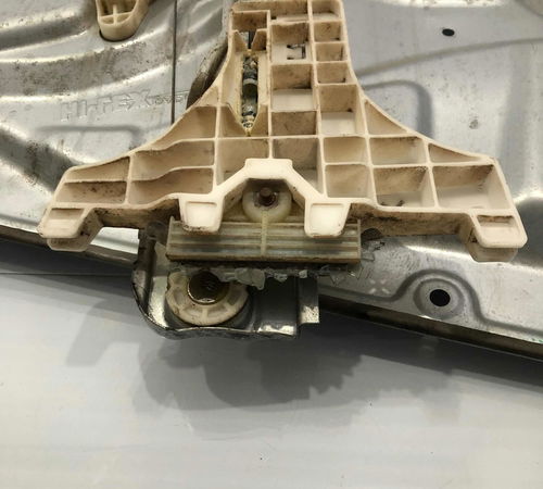Máquina De Vidro Traseira Direita Kia Sorento 2011/15
